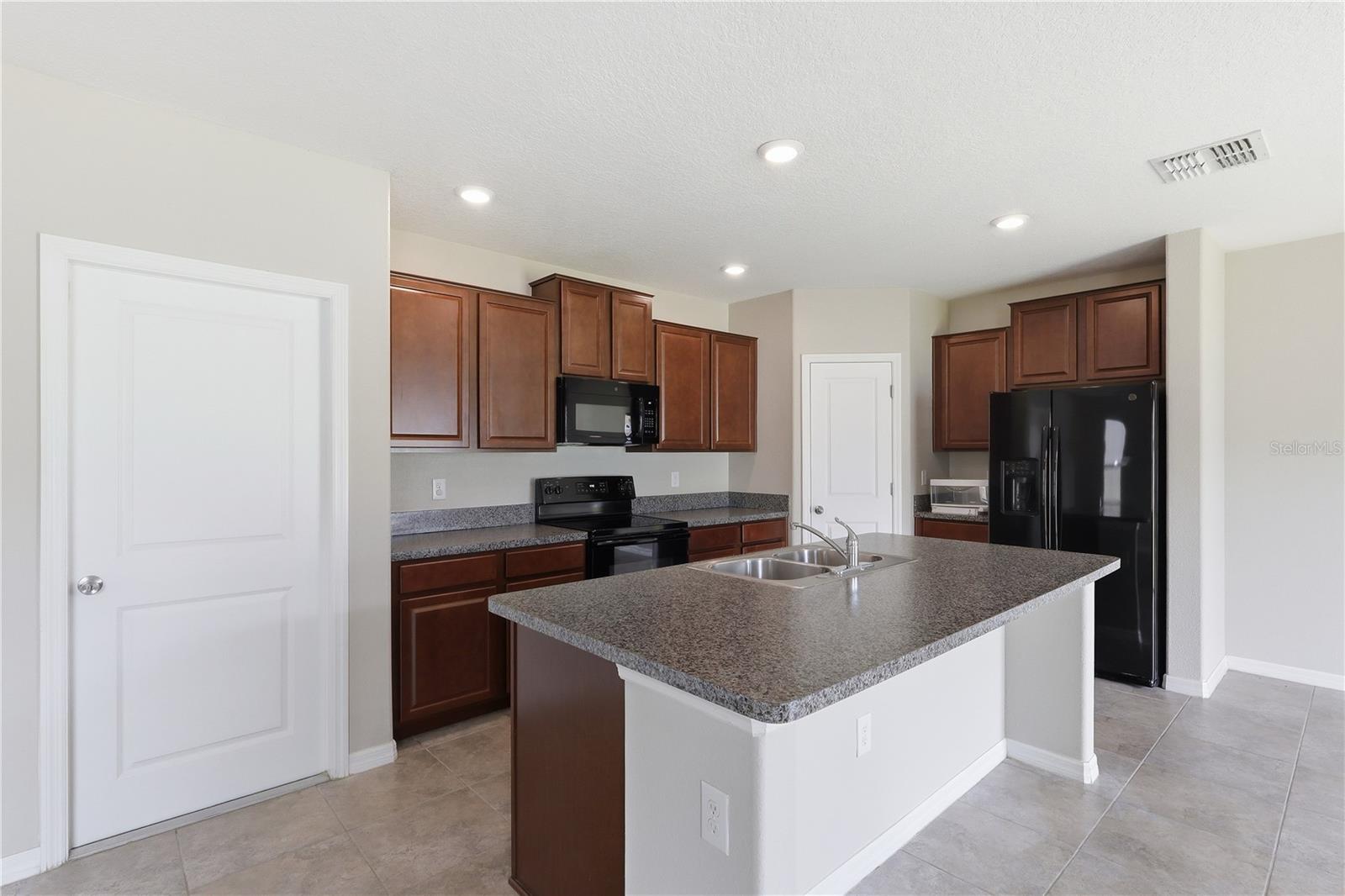 TOUCHSTONE PH 2 - Residential