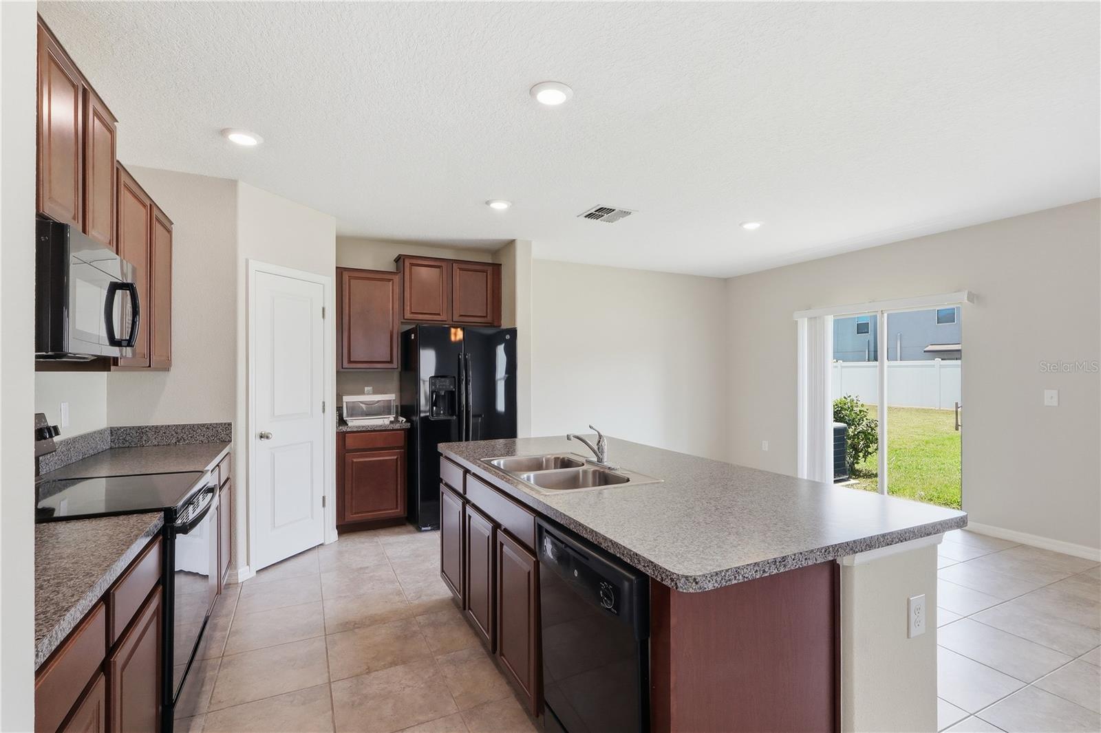 TOUCHSTONE PH 2 - Residential