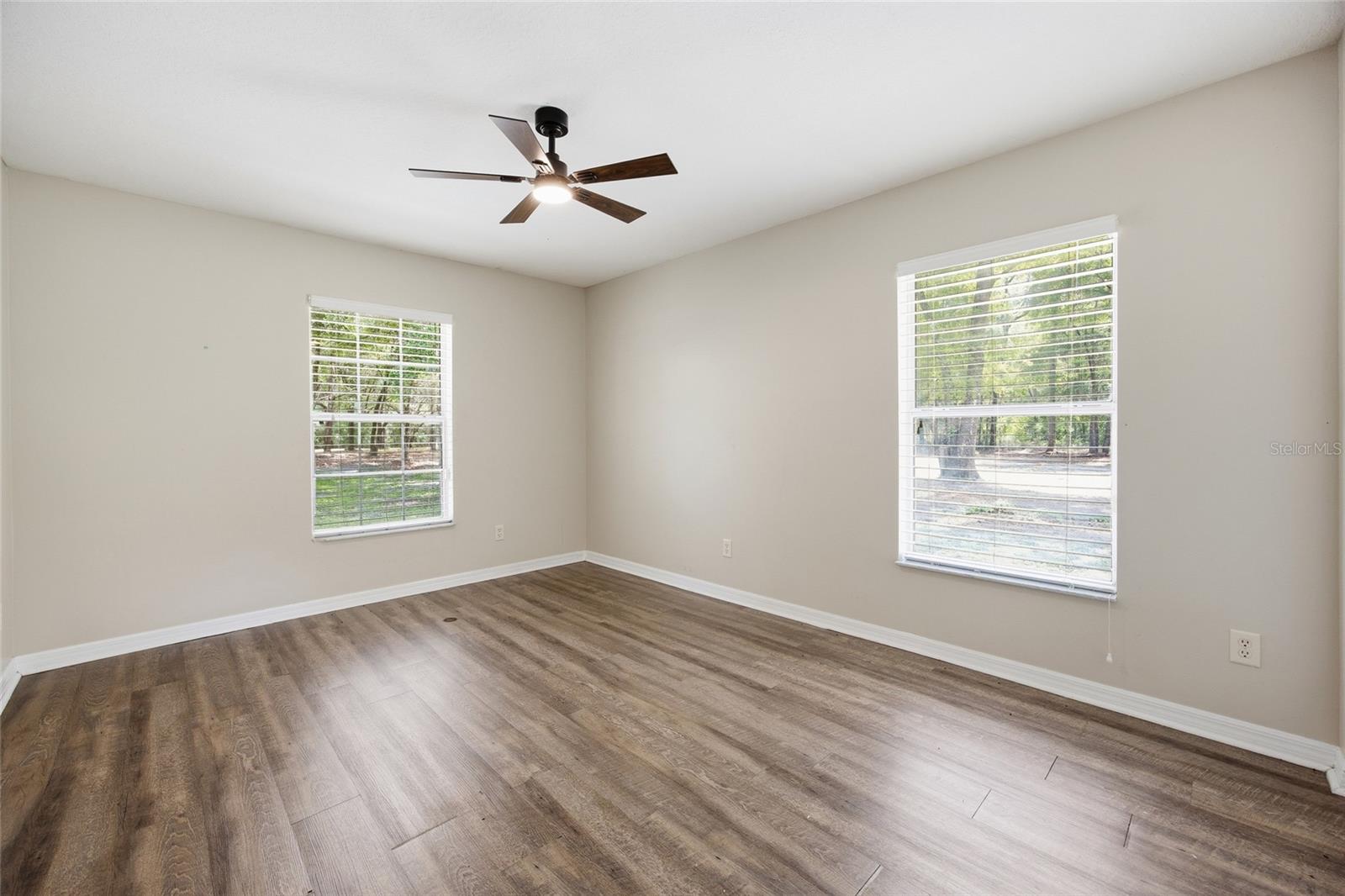 DEERFIELD ESTATES - Residential Lease