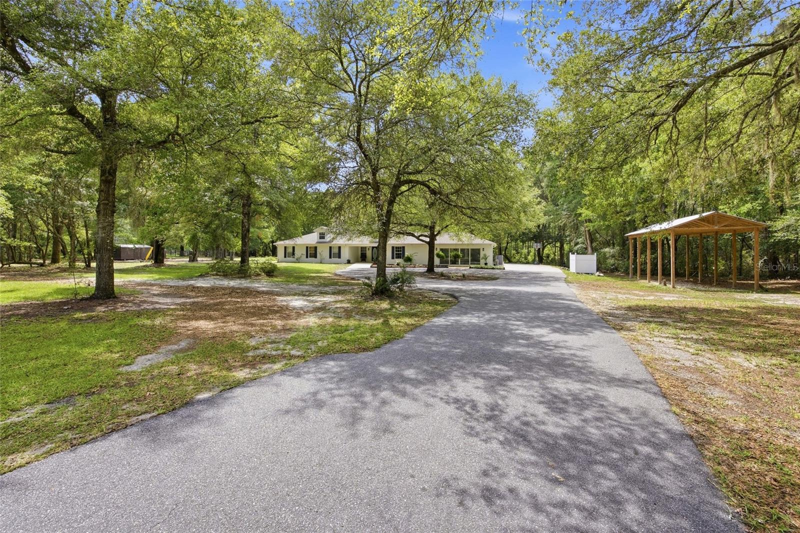 DEERFIELD ESTATES - Residential Lease