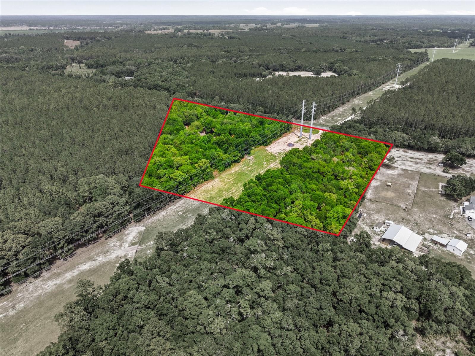 DEERFIELD ESTATES - Residential Lease