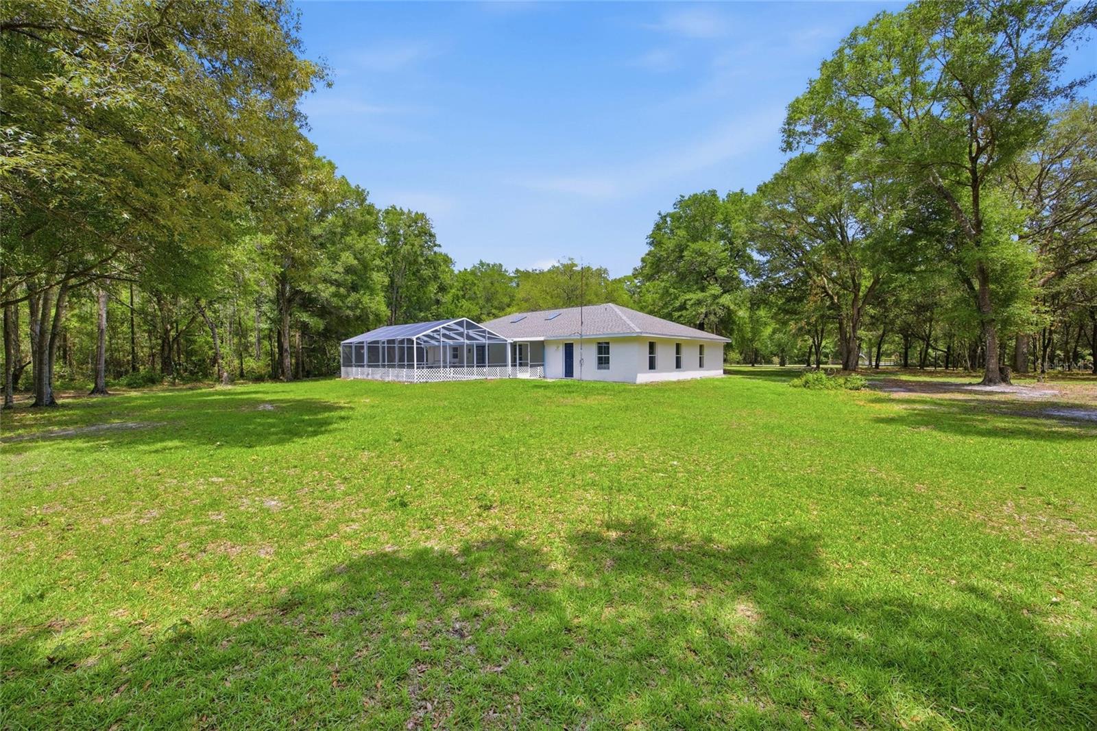 DEERFIELD ESTATES - Residential Lease