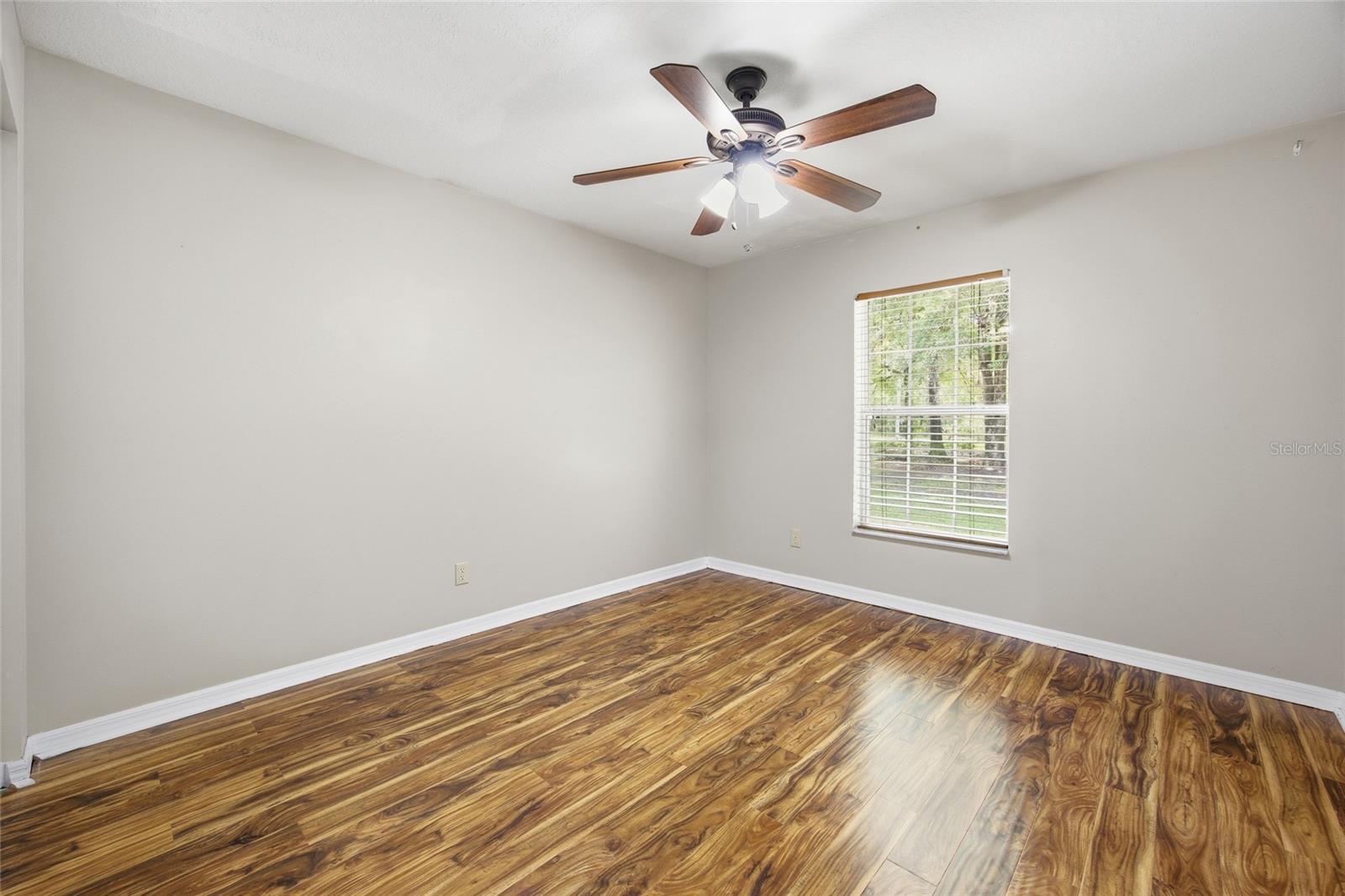 DEERFIELD ESTATES - Residential Lease