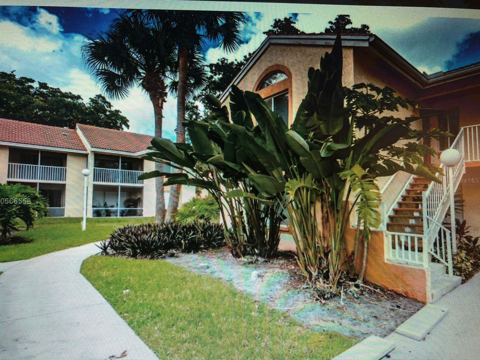Bright and spacious 2-bedroom, 2-bath condo offering 1,044 SF in the heart of Coral Springs. An excellent opportunity for buyers seeking comfort, convenience, and strong value in a desirable location. Schedule your private showing today this opportunity will not last!