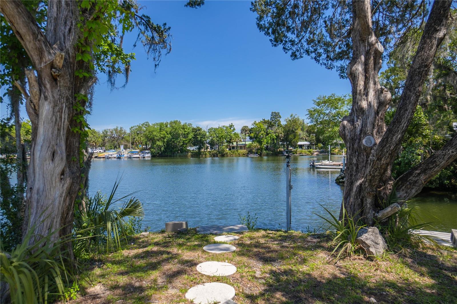 INDIAN WATERS - Residential
