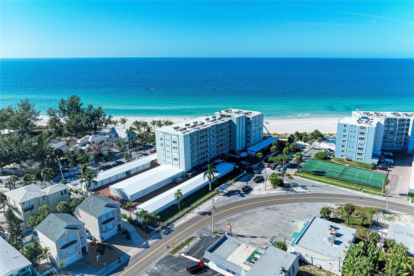 MARTINIQUE APTS SOUTH - Residential
