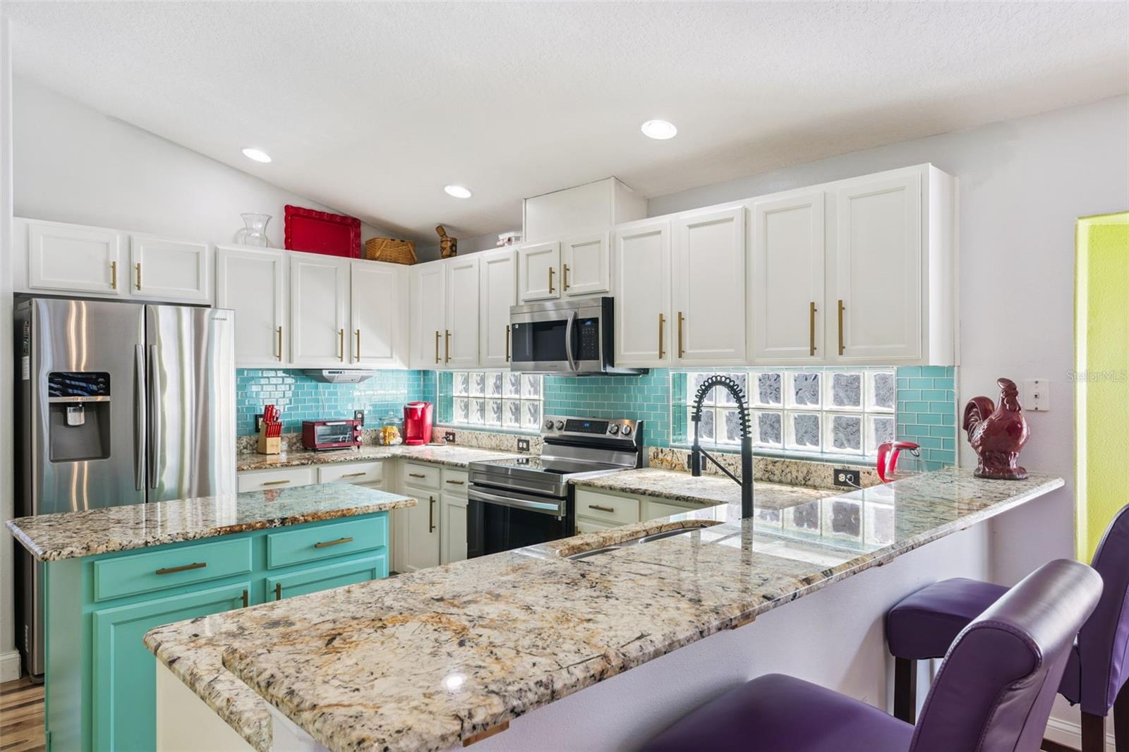 AVALON LAKES PH 01 VILLAGE I & J - Residential
