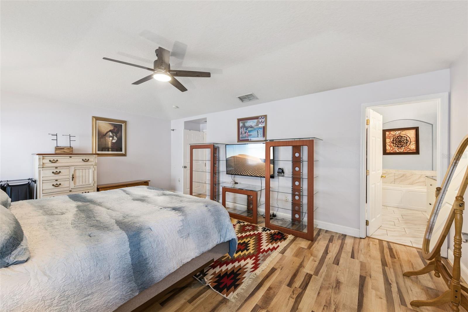 AVALON LAKES PH 01 VILLAGE I & J - Residential