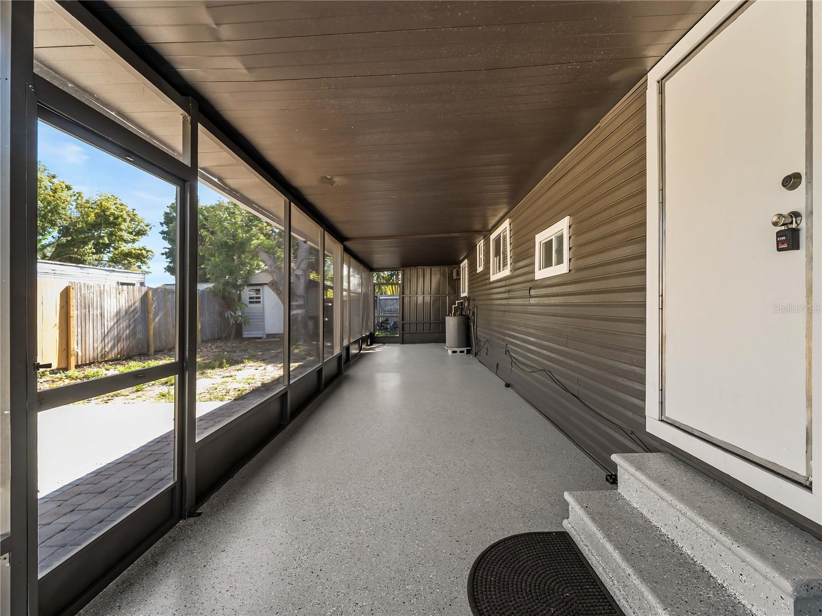 VENICE BY-WAY - Residential