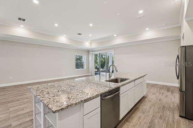 APPLEWOOD RESERVE - Residential