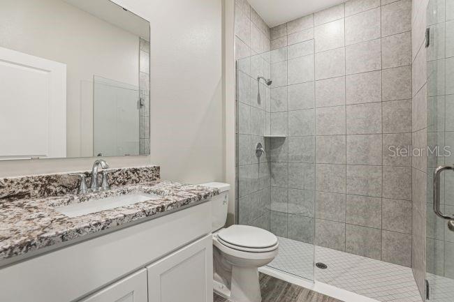 APPLEWOOD RESERVE - Residential