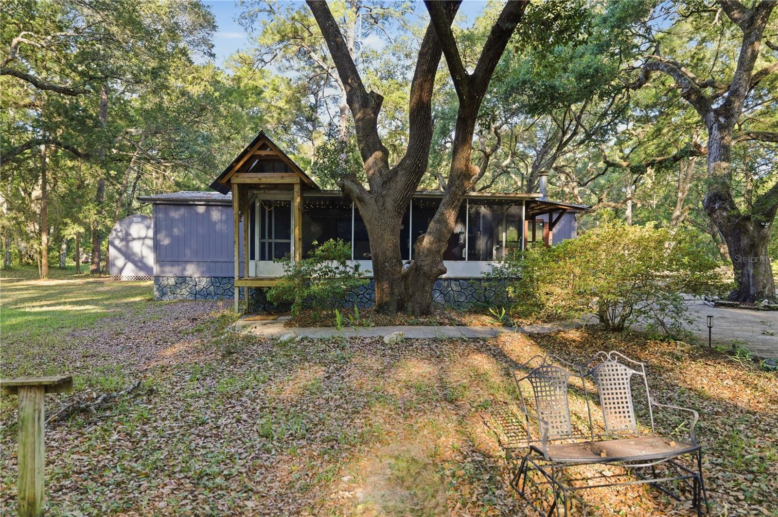RALEIGH OAKS - Residential