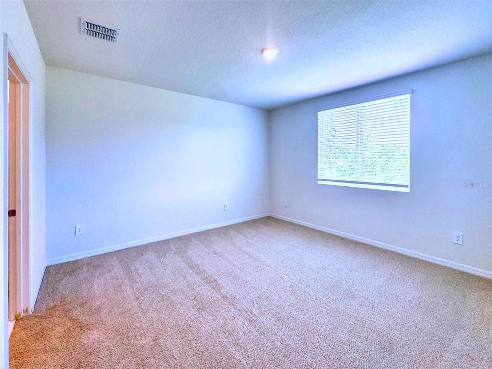 TWO RIVERS - Residential Lease
