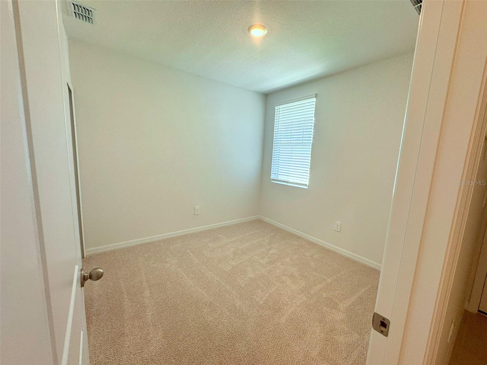 TWO RIVERS - Residential Lease