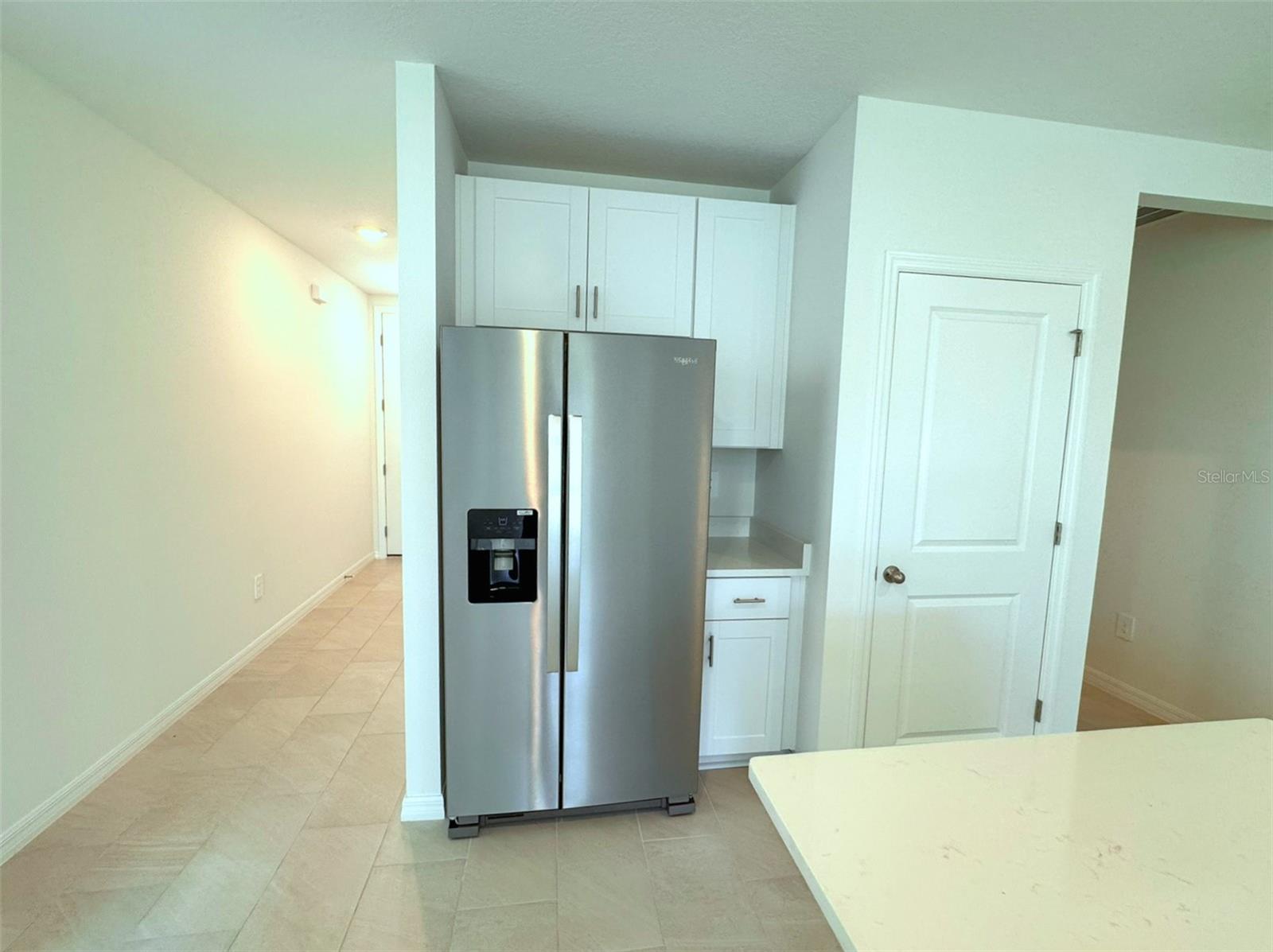 TWO RIVERS - Residential Lease