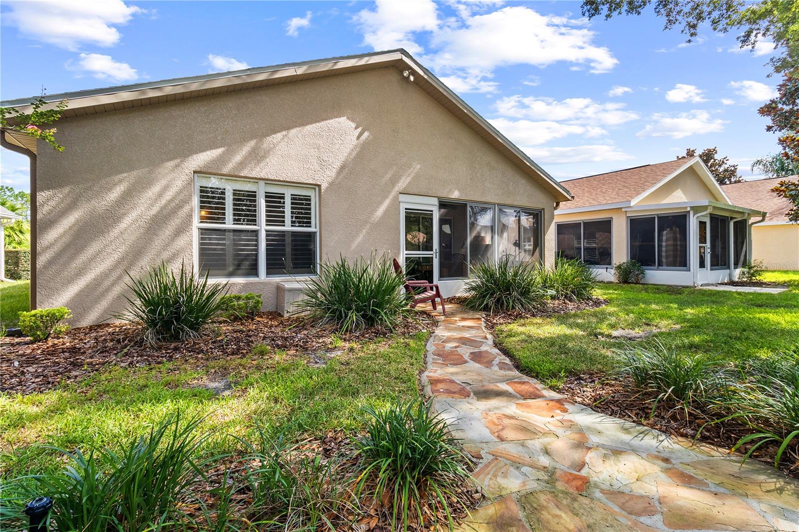 Welcome to this beautiful 2 bedroom 2 bathroom Cayman model in the Wellington 55+ Community. 
2025 Roof, newer water heater, 2018 AC.