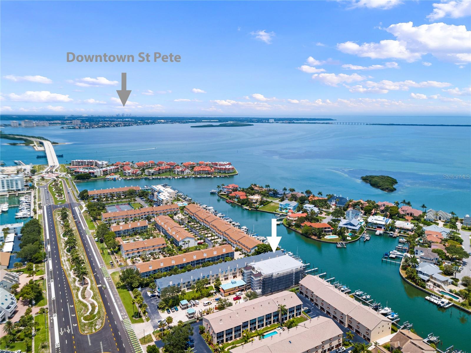 QUIET COVE CONDOMINIUM - Residential