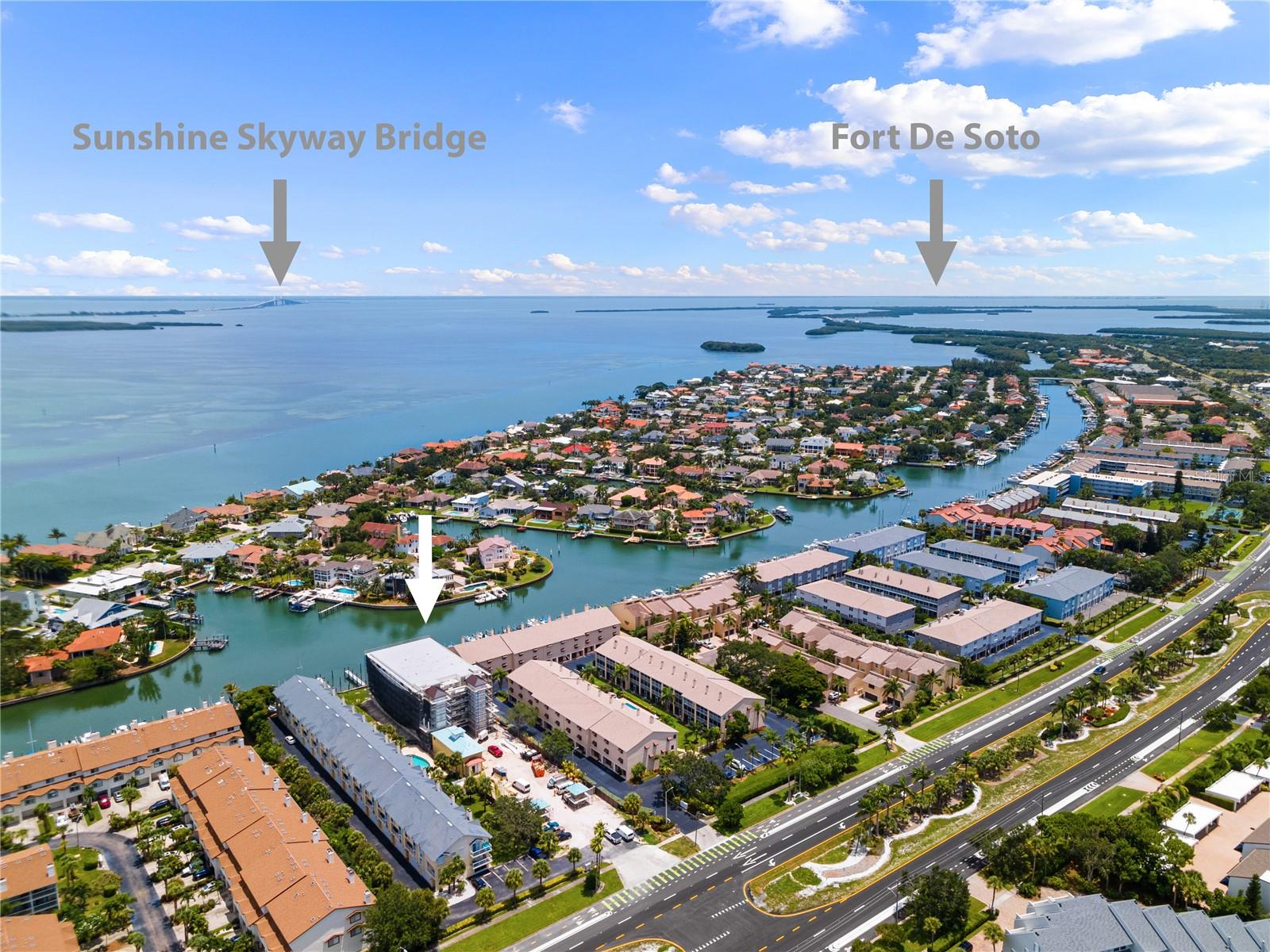 QUIET COVE CONDOMINIUM - Residential