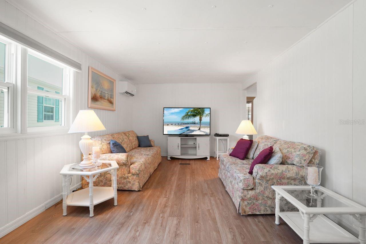 HARBOR COVE - Residential