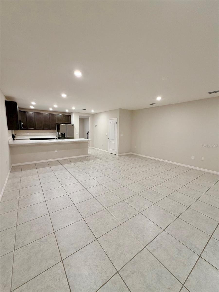 FIESTA KEY PH 2 - Residential