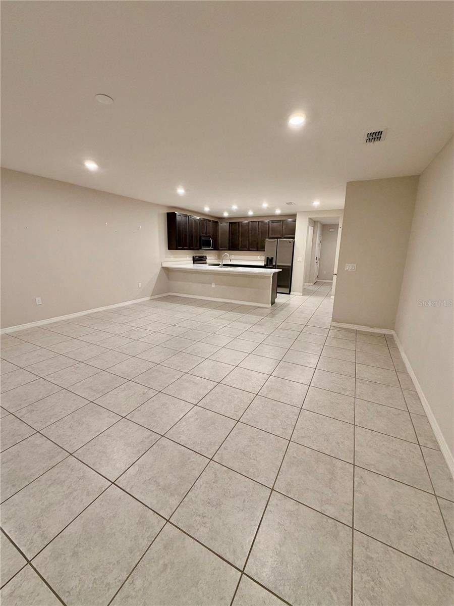 FIESTA KEY PH 2 - Residential