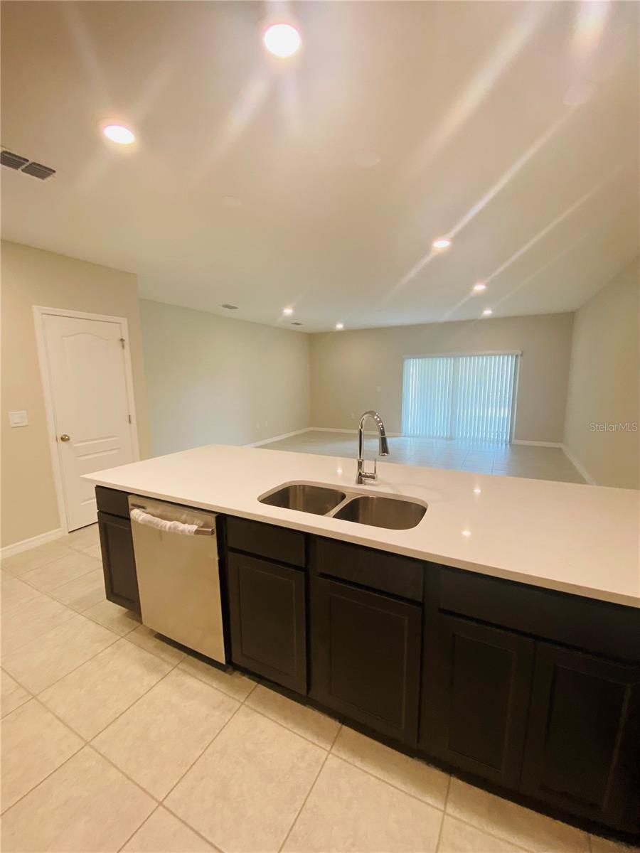 FIESTA KEY PH 2 - Residential