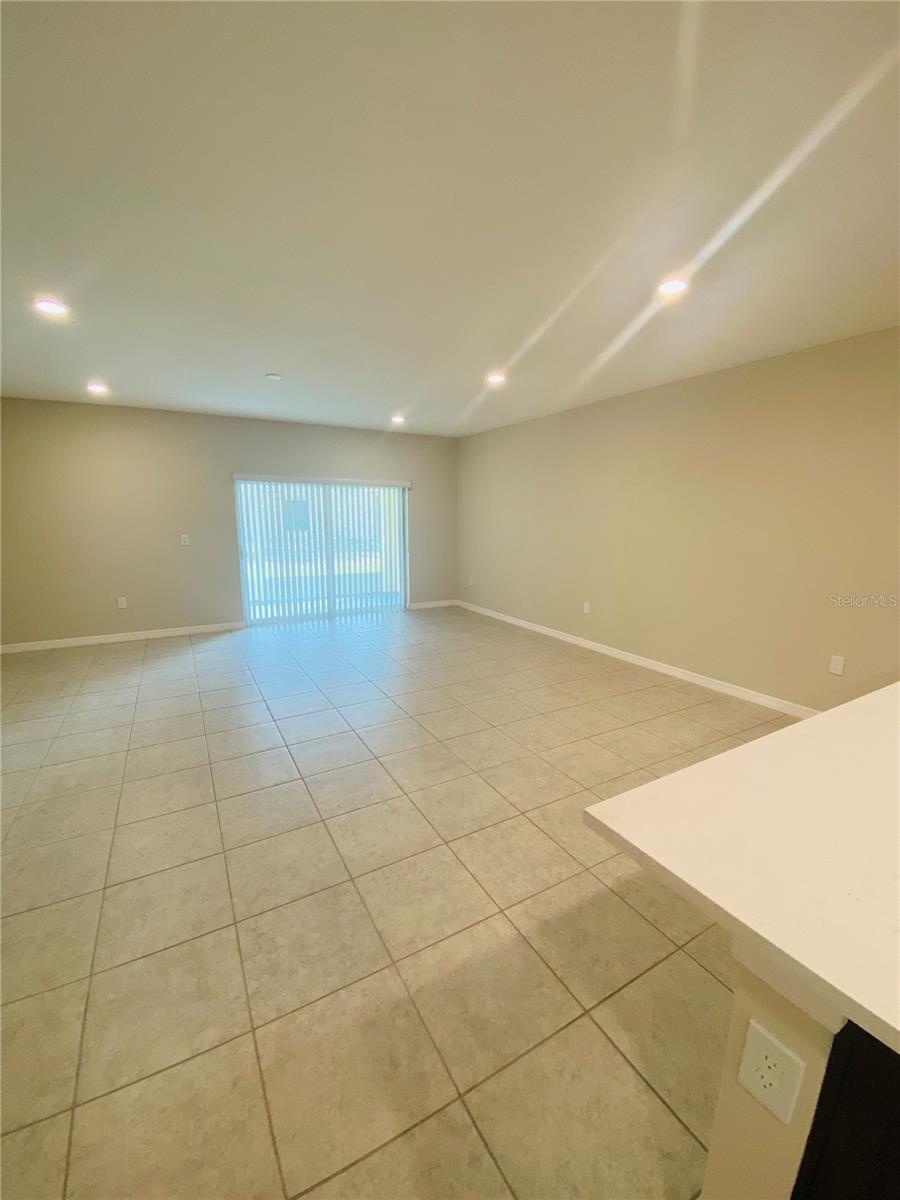 FIESTA KEY PH 2 - Residential