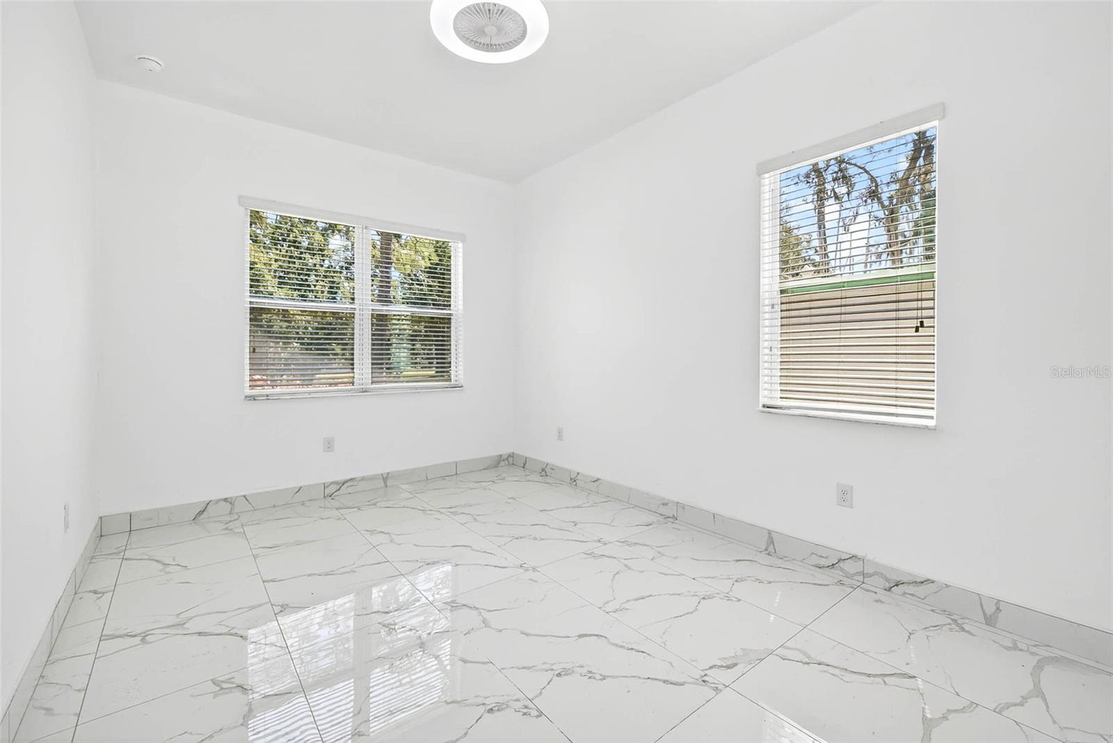 TEMPLE TERRACE TOWNSITE - Residential