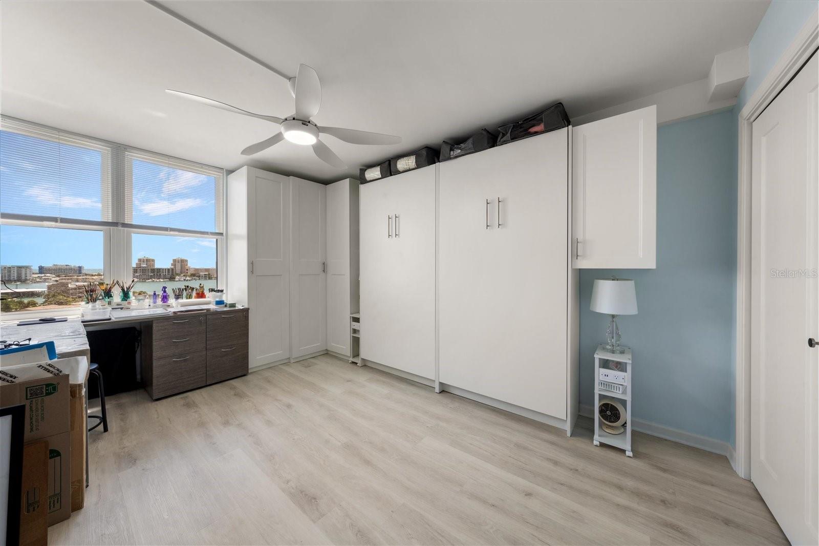 STARBOARD TOWER - Residential