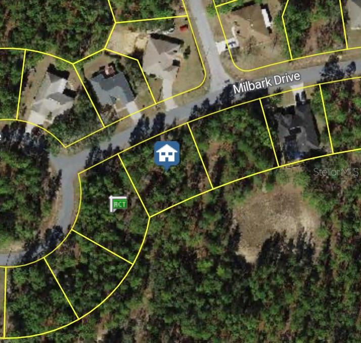 Nestled away in a highly desirable area of the Sugarmill Woods Cypress Village, this beautiful .34 acre home site is waiting for you. The location is fantastic, ready to build your dream home on - or hold on to as an investment. There is no time limit on when you can build. Close to all area amenities such as shopping, schools, dining, entertainment, medical, saltwater fishing in the Gulf and natural freshwater rivers and
springs. Come see this beautiful home site today before it's gone. If you have any questions, just ask!