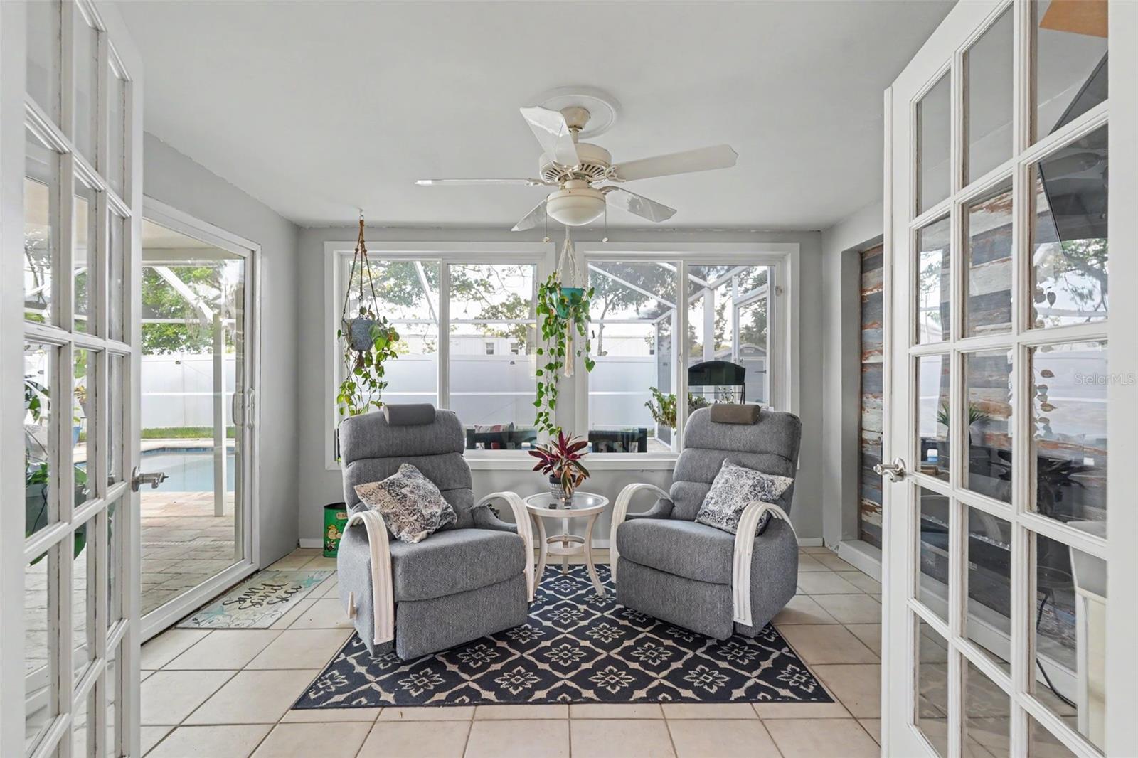 IMPERIAL GROVES - Residential