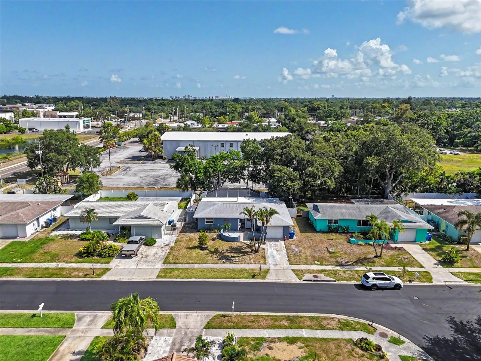 IMPERIAL GROVES - Residential