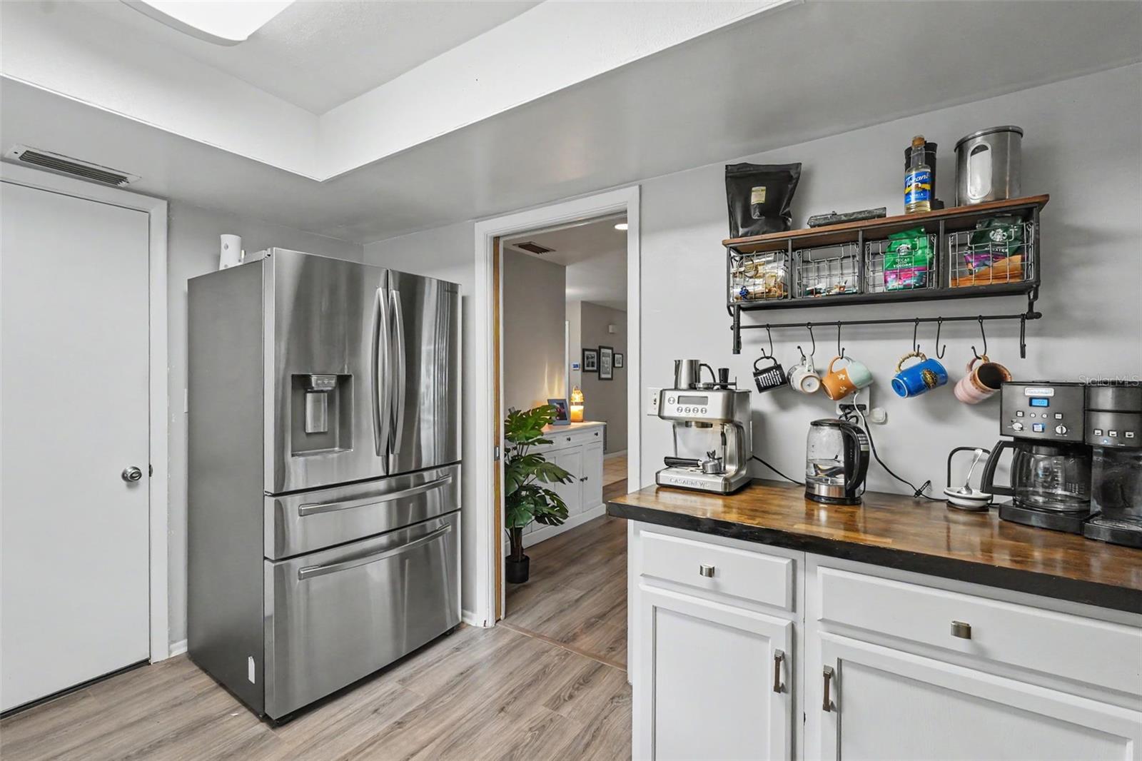 IMPERIAL GROVES - Residential