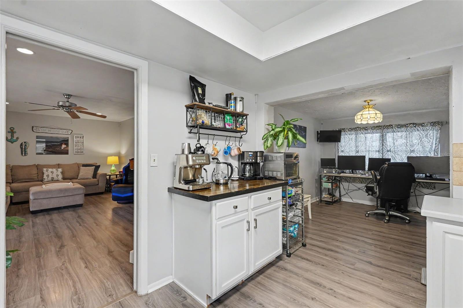 IMPERIAL GROVES - Residential