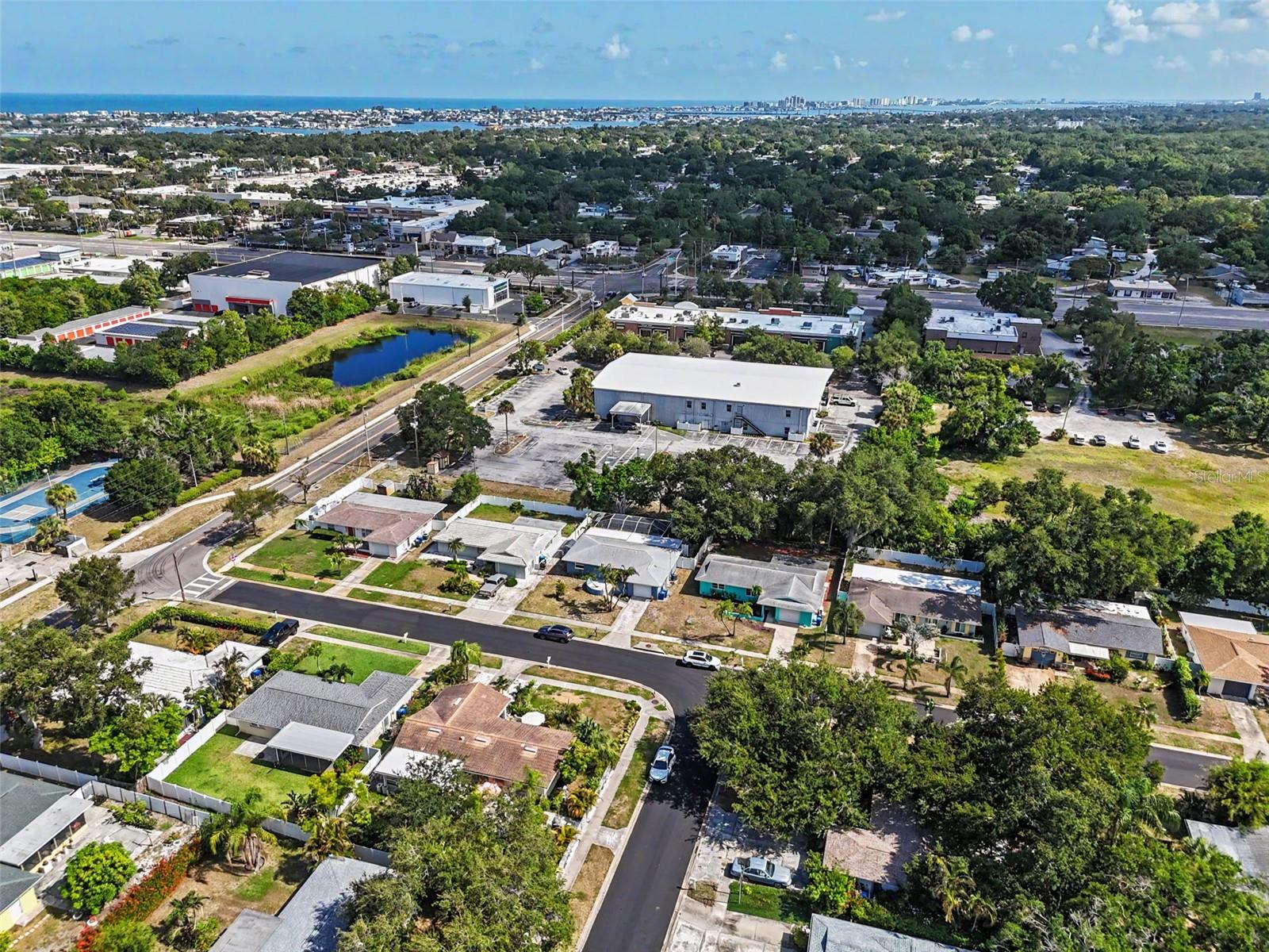 IMPERIAL GROVES - Residential