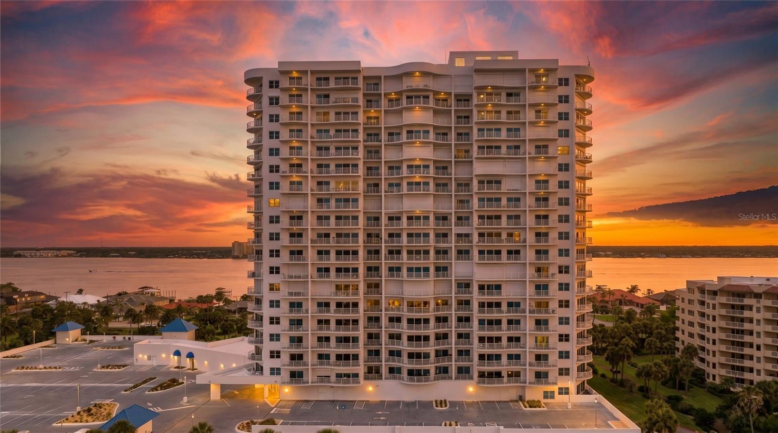 OCEANS GRAND CONDO - Residential