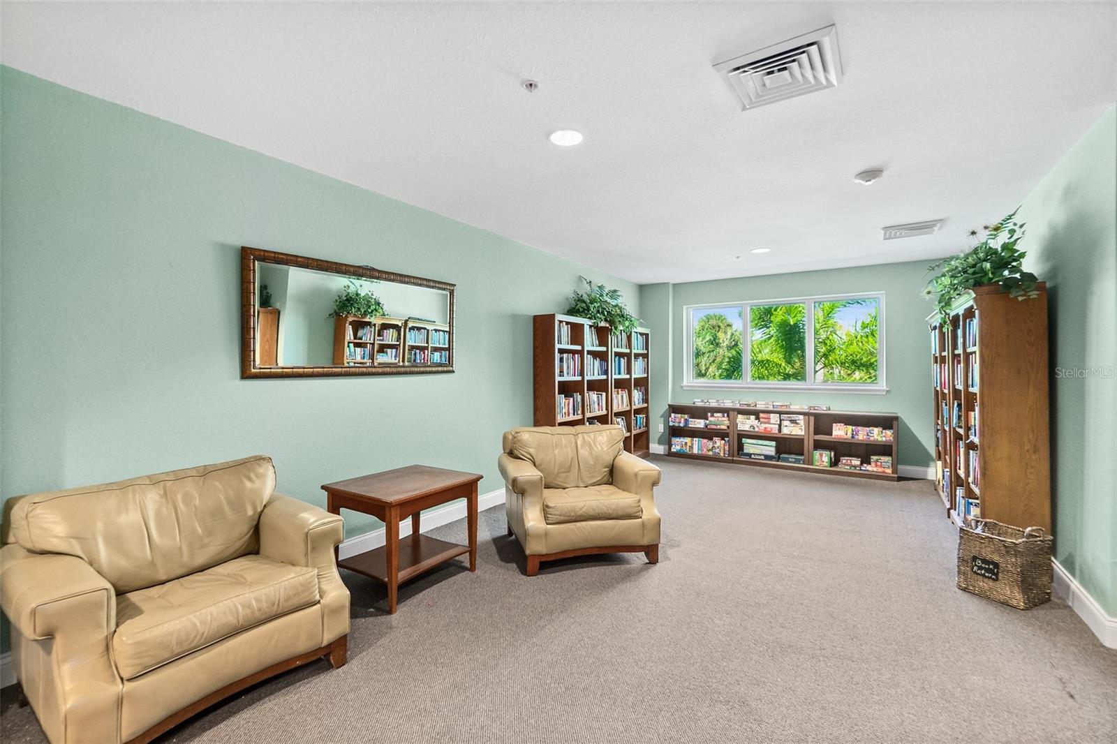 OCEANS GRAND CONDO - Residential