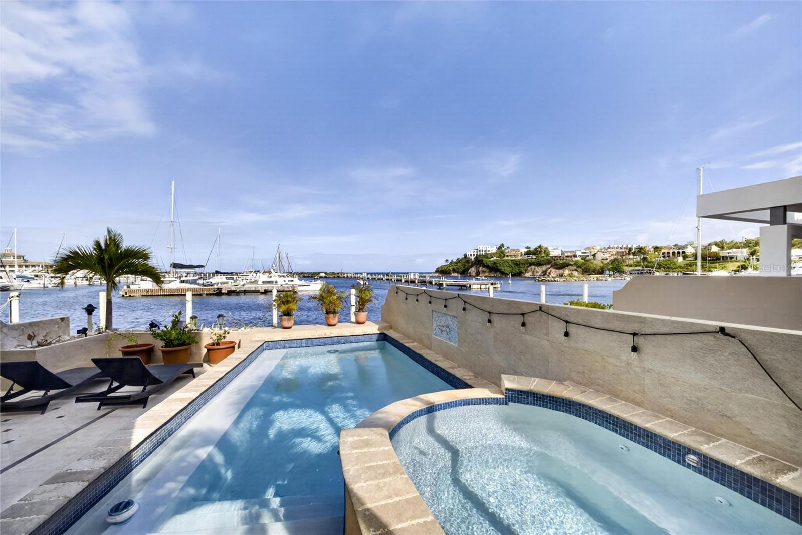 ISLA SAN MIGUEL - Residential