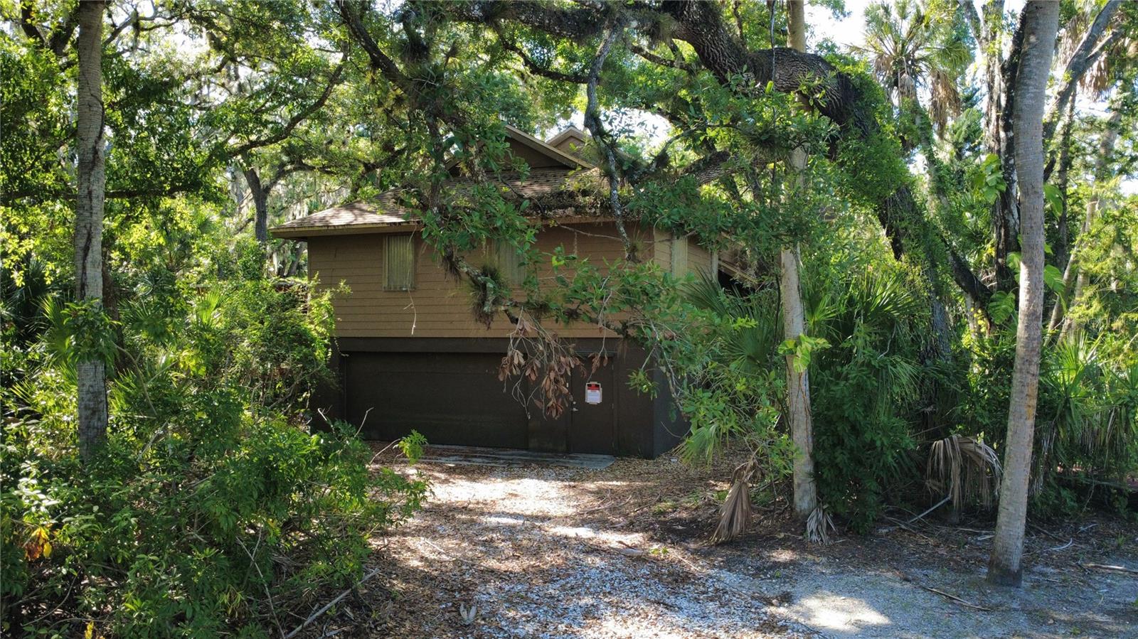 HIDDEN OAKS ESTATES - Residential
