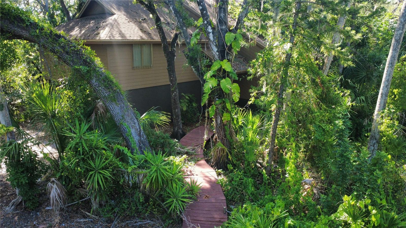 HIDDEN OAKS ESTATES - Residential