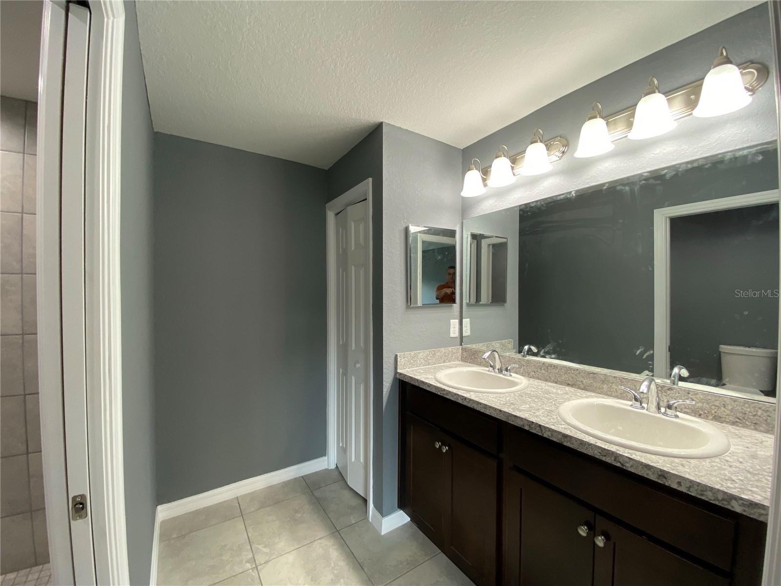 MARION OAKS UN ONE - Residential Lease