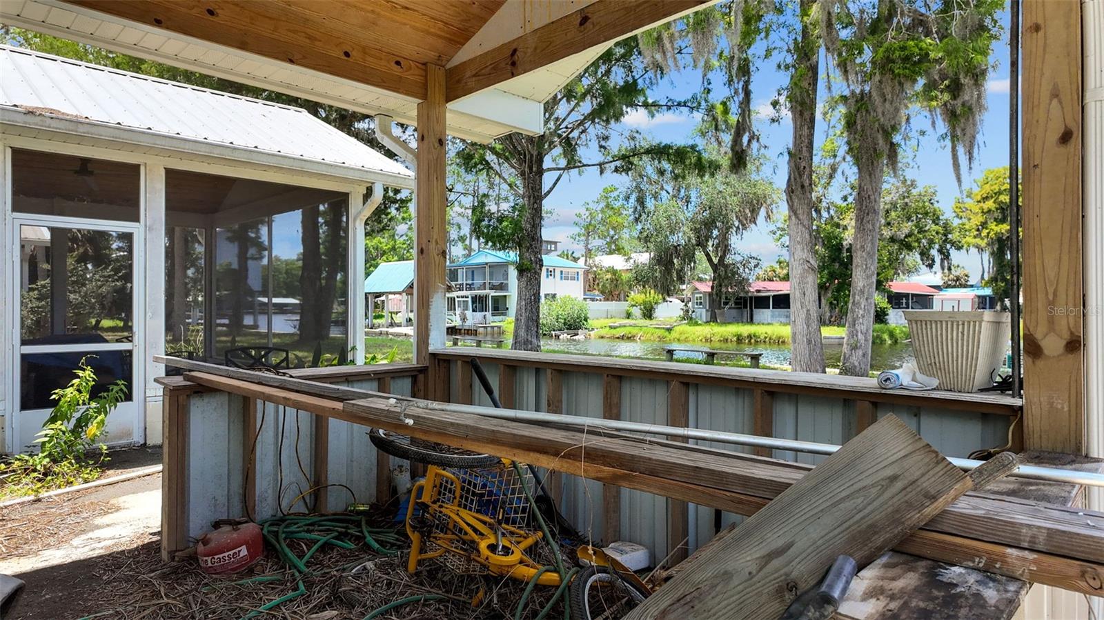 SUWANNEE SHORES - Residential