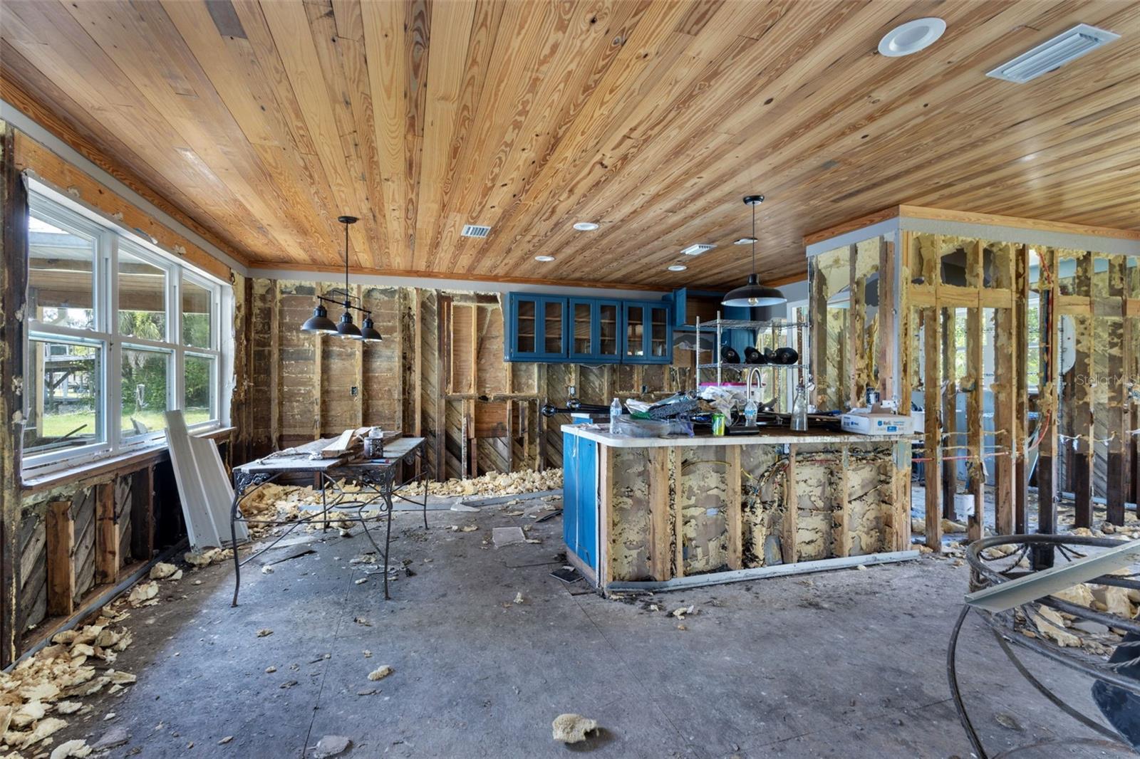 SUWANNEE SHORES - Residential