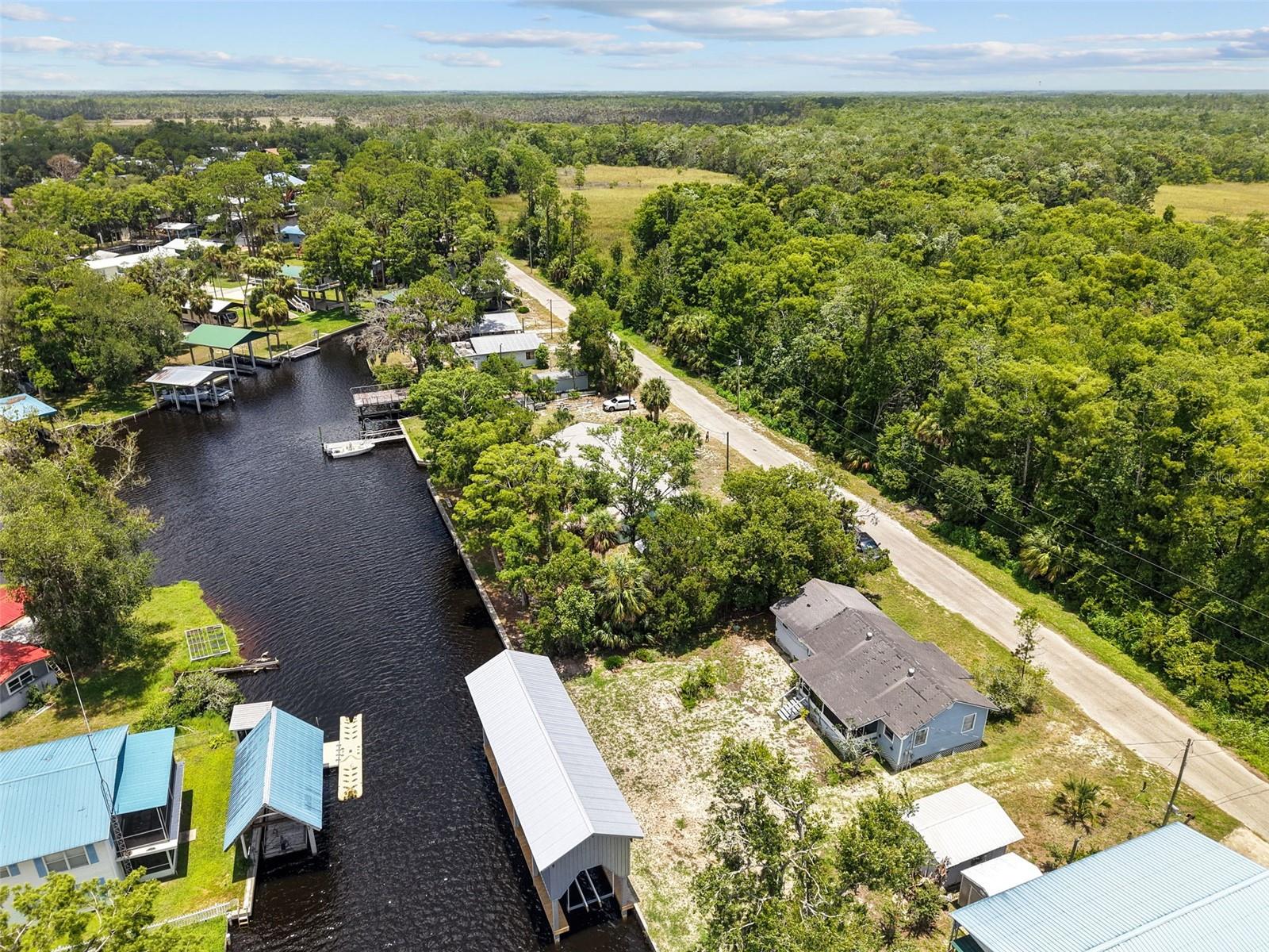 SUWANNEE SHORES - Residential
