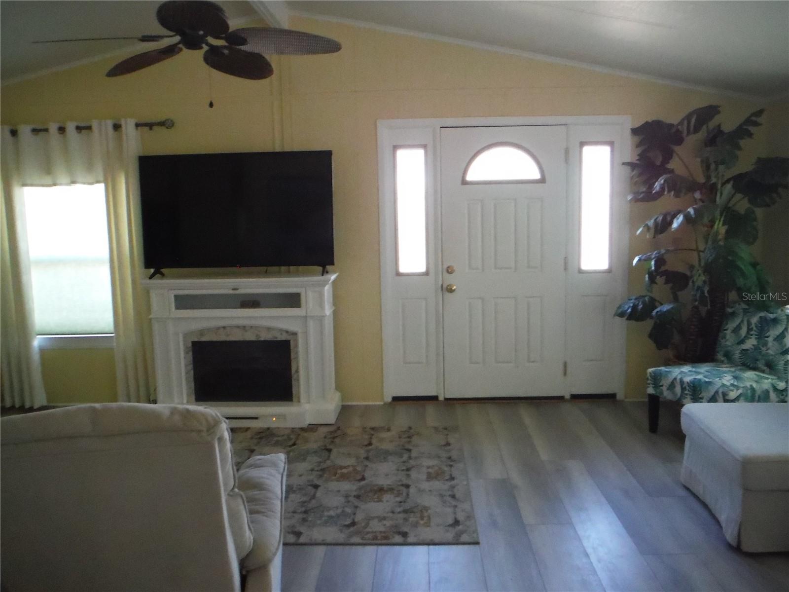 BRIAR CREEK MOBILE HOME COMMUNITY I CONDO - Residential