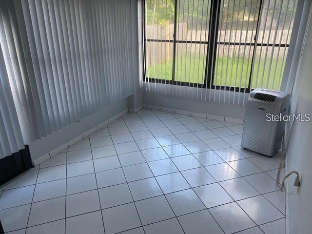 SUNCREST - Residential Lease