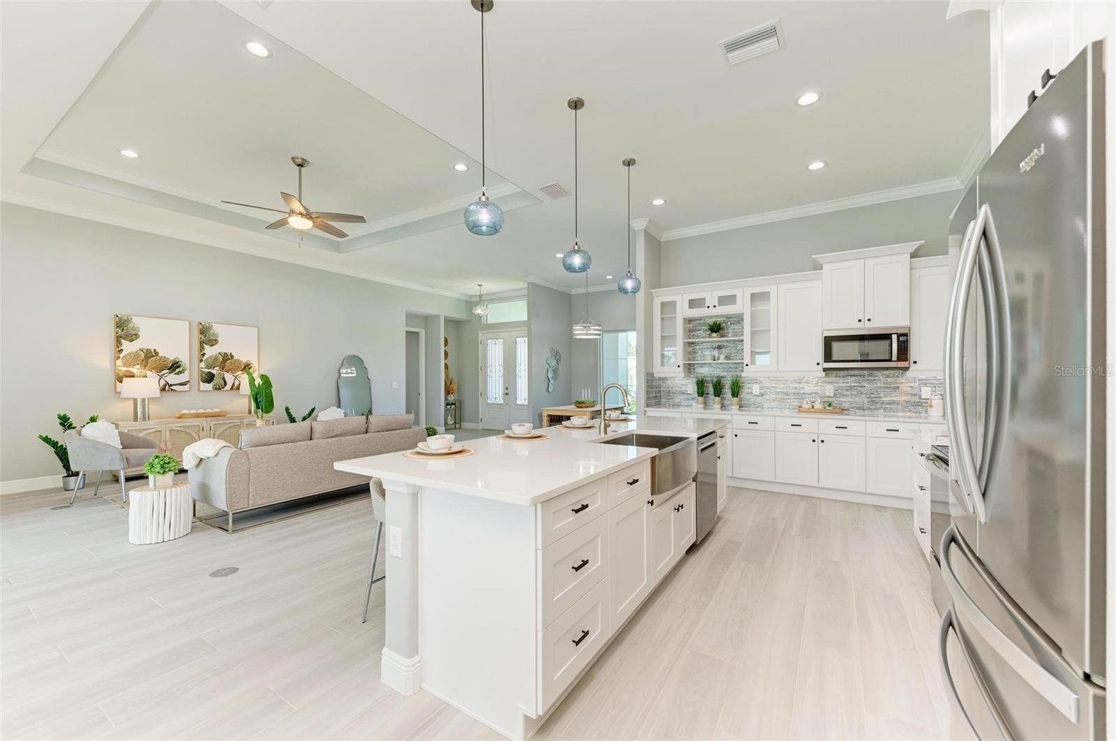 ROTONDA WEST LONG MEADOW - Residential