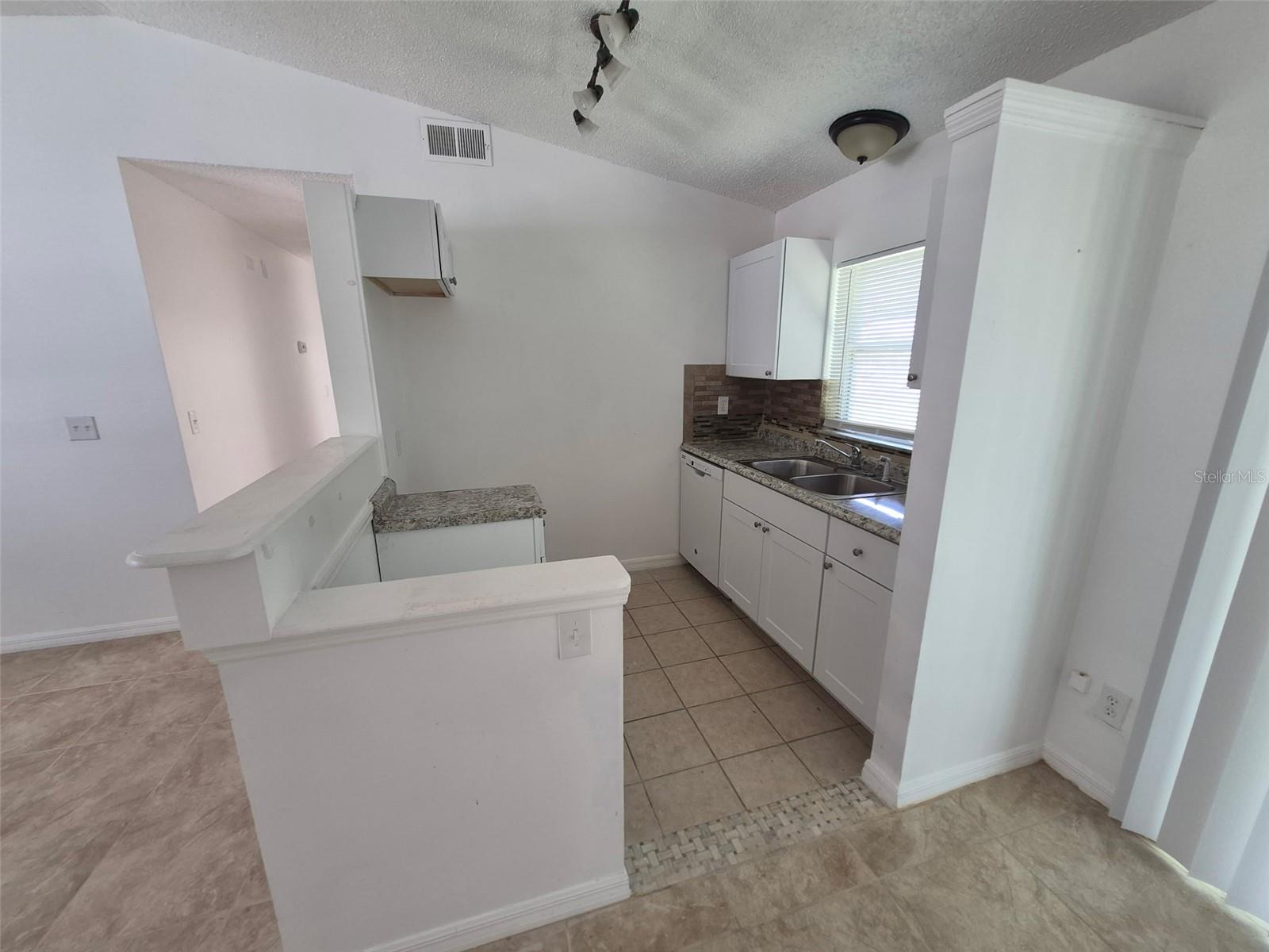 BELLEVIEW HEIGHTS ESTATE - Residential