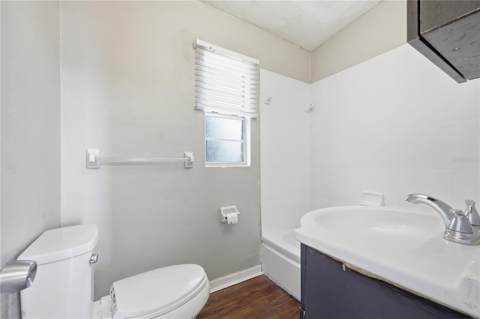 EUSTIS PINECREST - Residential