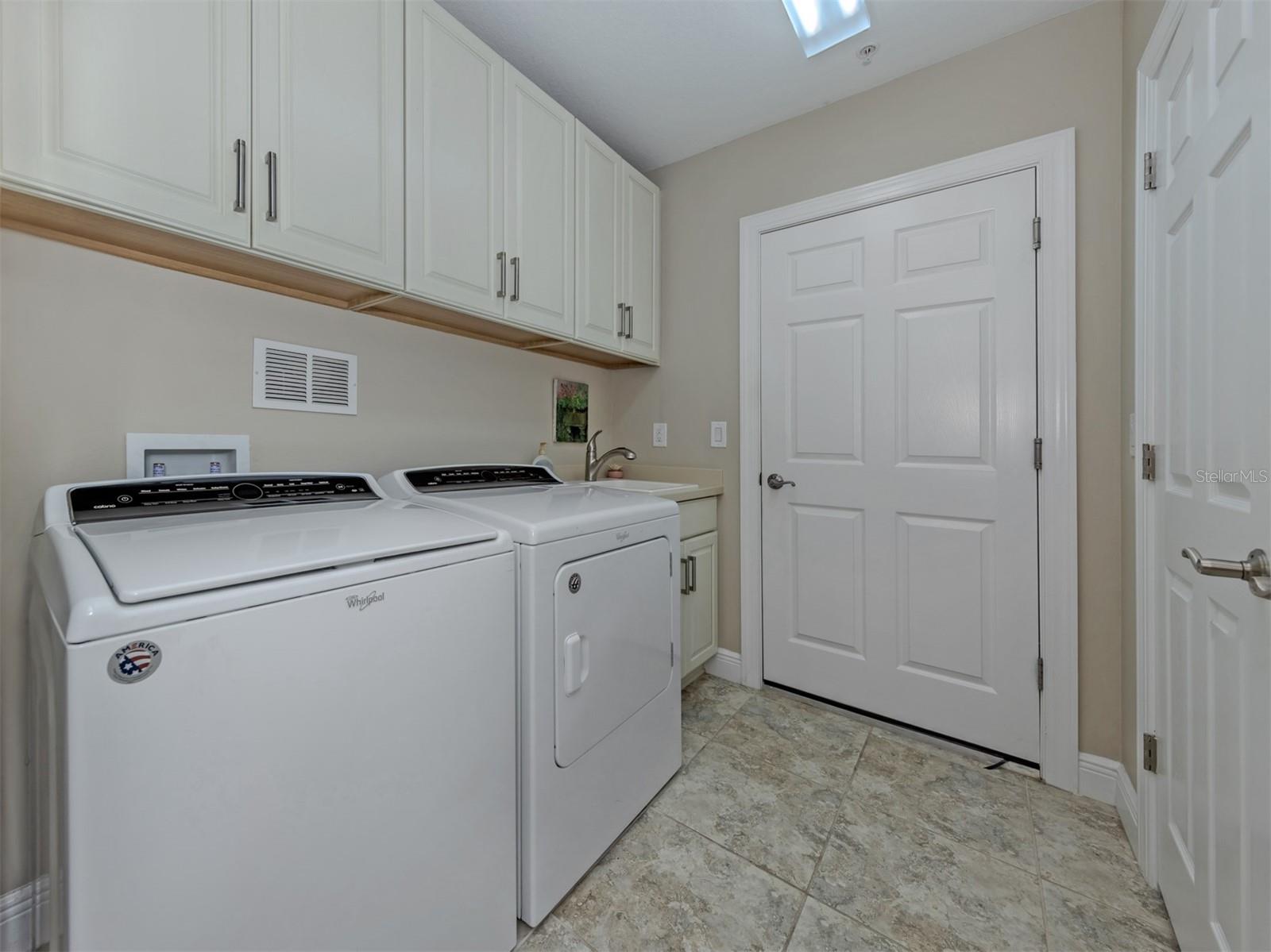 CAPPELLO II AT VENETIAN GOLF & - Residential